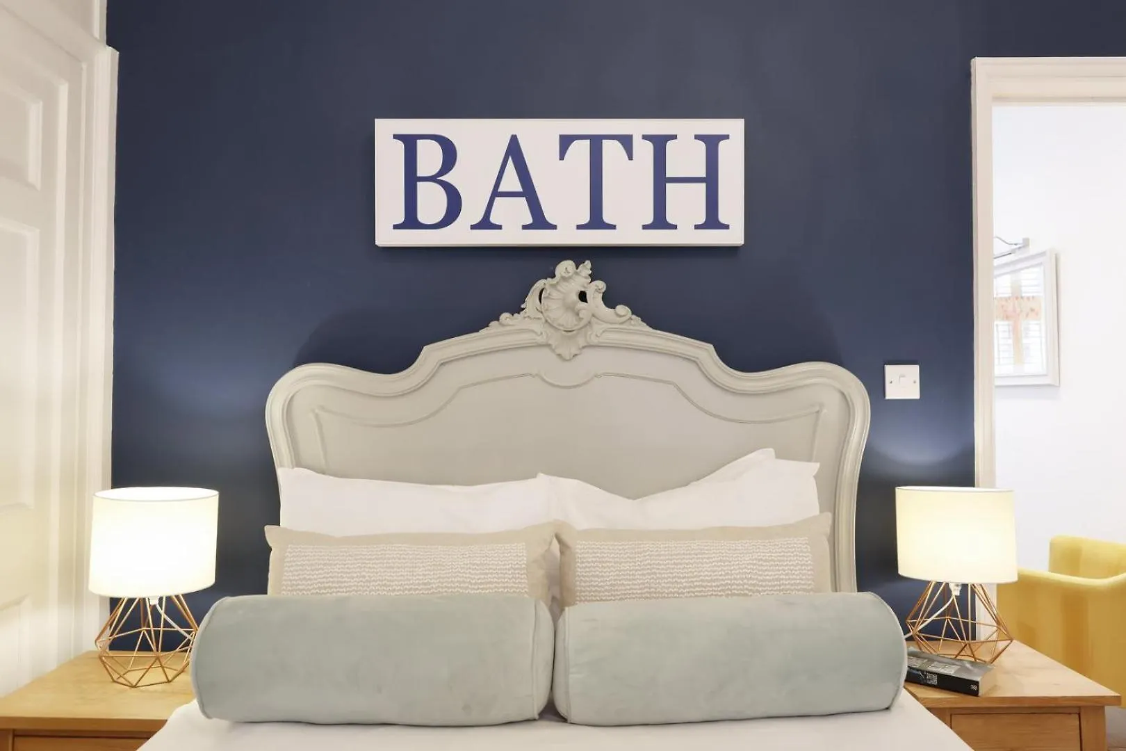 Cozy Bath Hideaway Serene Garden Escape
